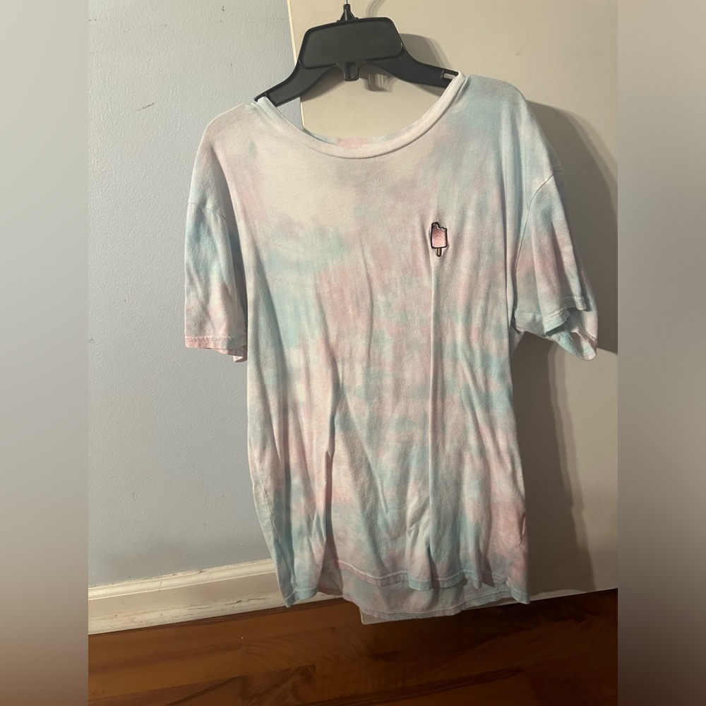 Pacsun pink and blue tye dye shirt
